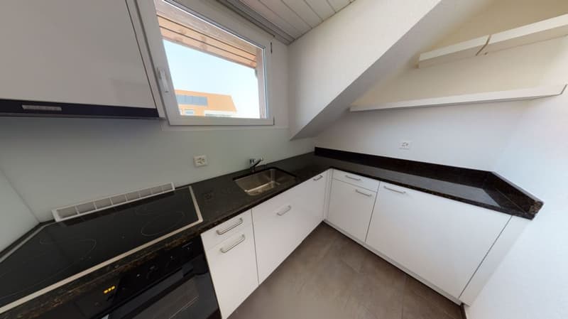 Schöne 2.5 Zimmer-Dachwohnung an guter Lage (2)