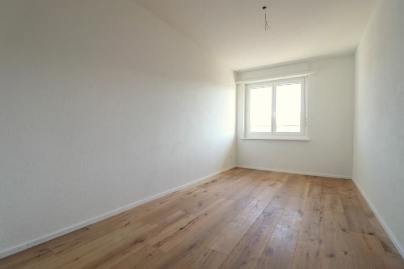 3.5 Zimmer Wohnung mit Balkon (6)