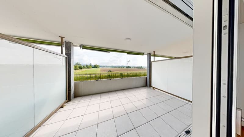 Helle 3.5 Zimmer Wohnung (10)