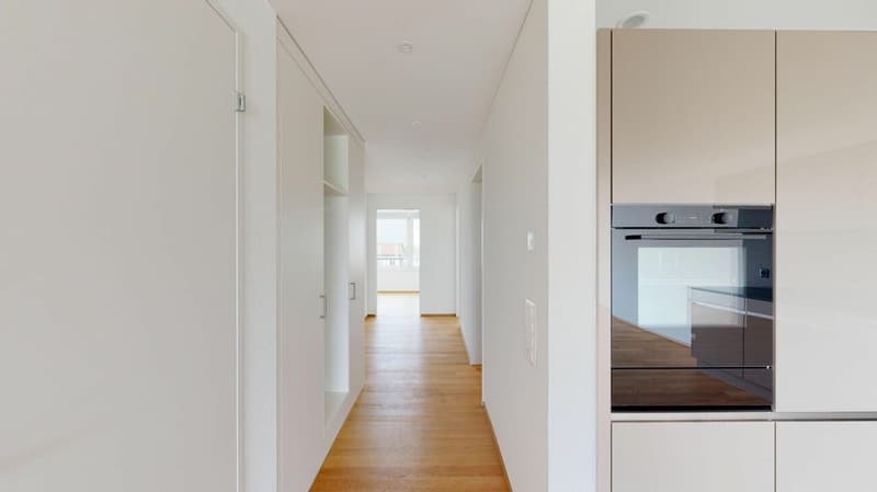 Helle 3.5 Zimmer Wohnung (9)