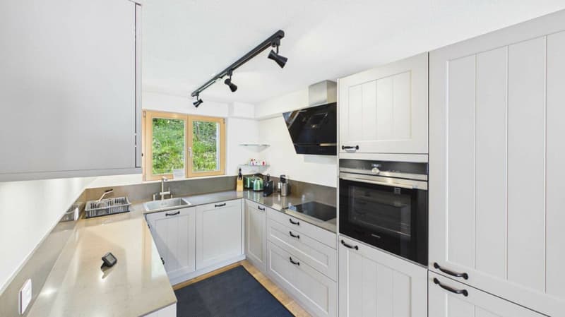 Appartement dans un excellent emplacement / loyer mensuel possible (7)