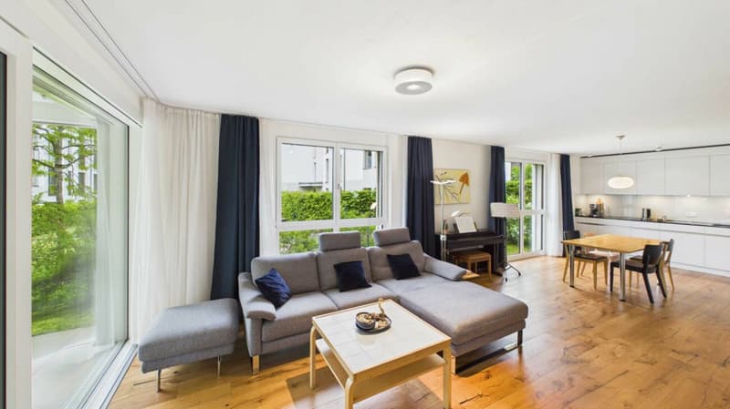 Appartement au rez-de-chaussée dans un ensemble attrayant (6)