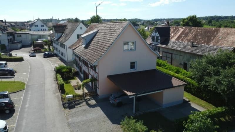 Viele Nutzungsmöglichkeiten mit 7.5 - Zimmer (10)