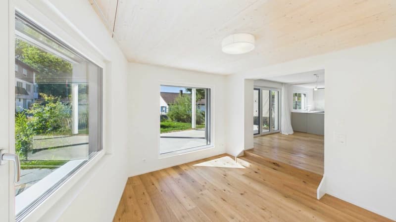 Frisch renoviertes DEFH mit Anbau in Elgg (7)