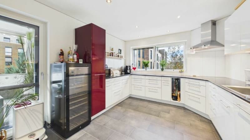 Ansprechende 4.5 - Zi.-Wohnung mit grossem Balkon mitten in Aadorf (10)