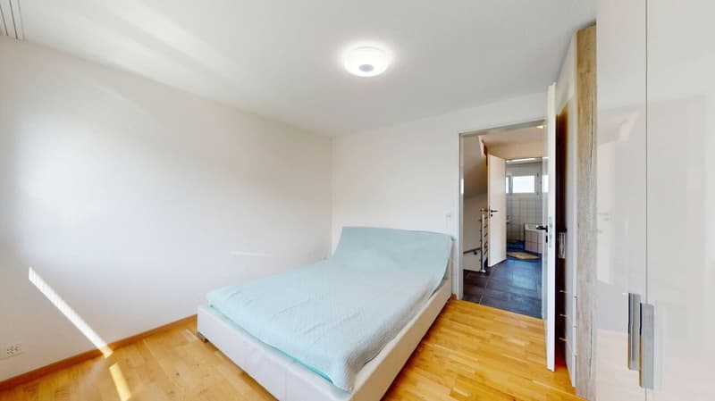 8 Zimmer Einfamilienhaus mit Einliegerwohnung (15)