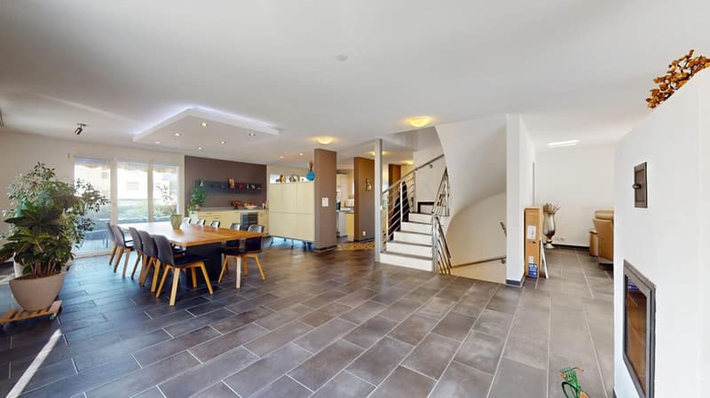 8 Zimmer Einfamilienhaus mit Einliegerwohnung (7)
