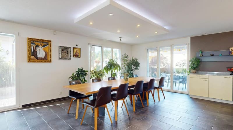 8 Zimmer Einfamilienhaus mit Einliegerwohnung (8)