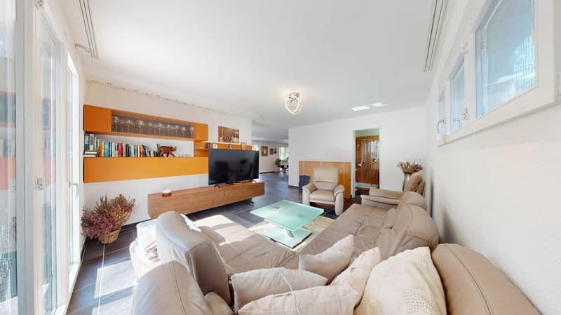 8 Zimmer Einfamilienhaus mit Einliegerwohnung (11)