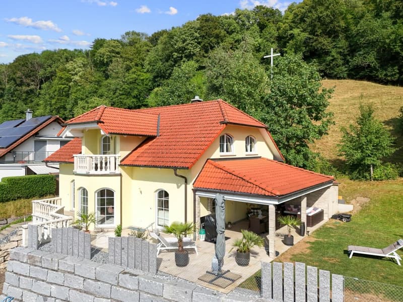 Freistehendes Einfamilienhaus (3)