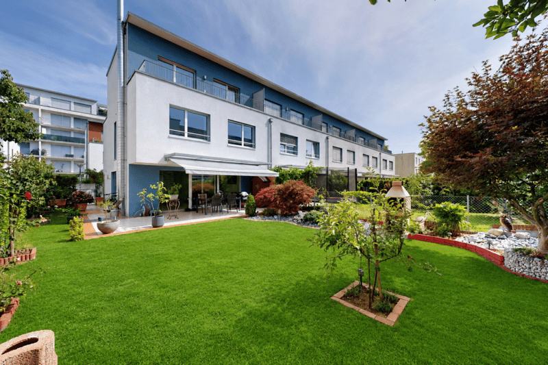 6.5 Room Corner House in Schlieren (1)