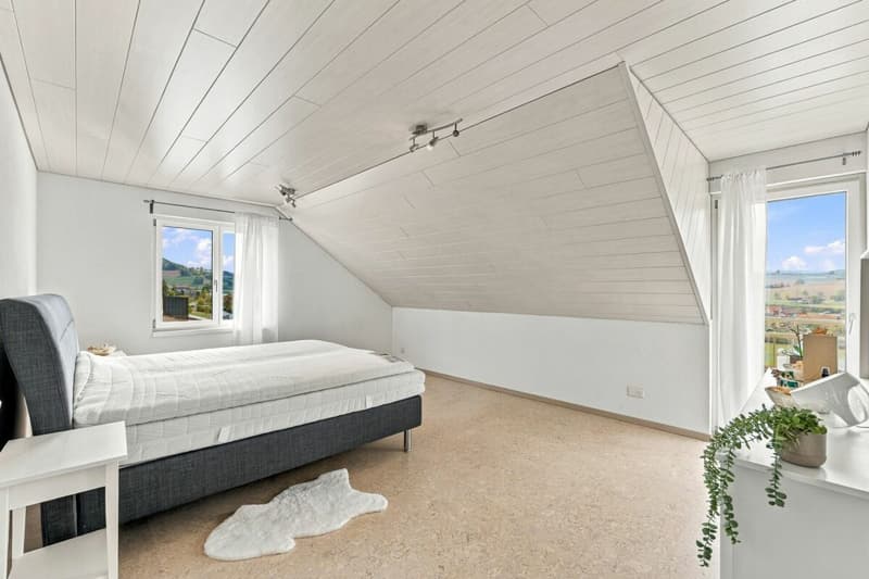 Einfamilinehaus mit Panoramablick, Pool und Privatsphäre (14)