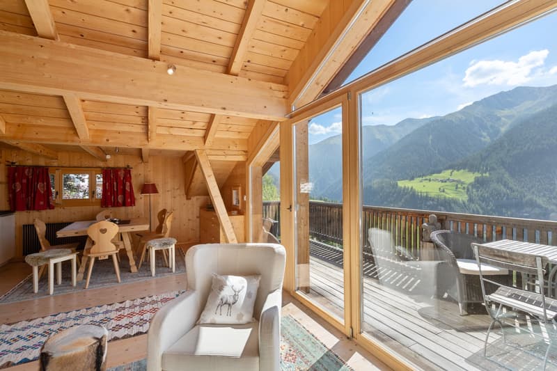 A retreat with endless views in Davos Wiesen (5)