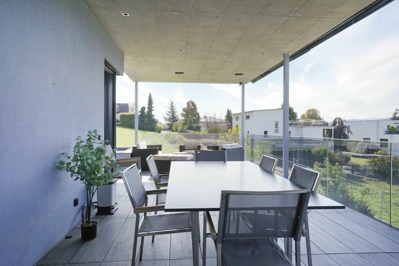 Casa a terrazza unica con piscina, vista panoramica, e comfort abitativo elevato (13)