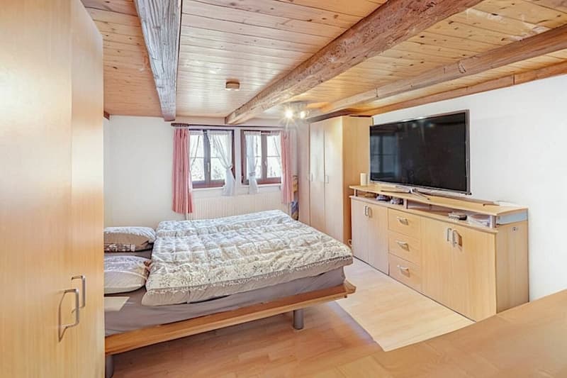 HEIMELIGE 4.5-ZIMMER MAISONETTE-WOHNUNG (7)