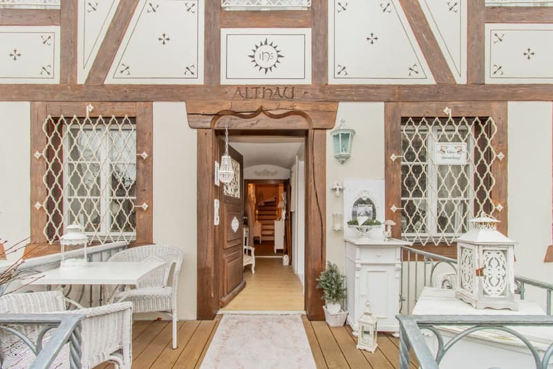 Maisonette di 6,5 locali in una casa Riegel storica (2)