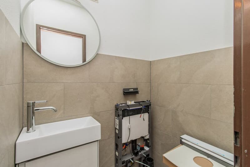 Peaceful living with a far-reaching view, winter garden & smart home (8)