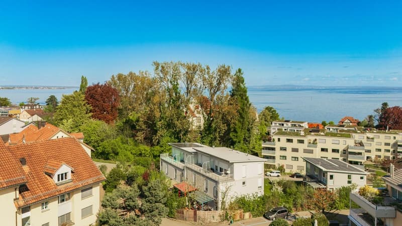 Wonderful Space: 5.5-Room Semi-Detached House near the Lake (3)