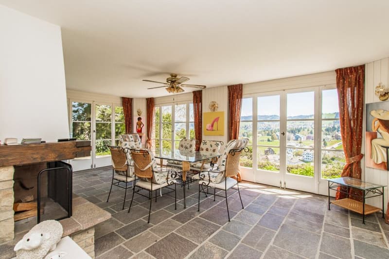 7.5-room country house villa in a prime location with a great view (11)