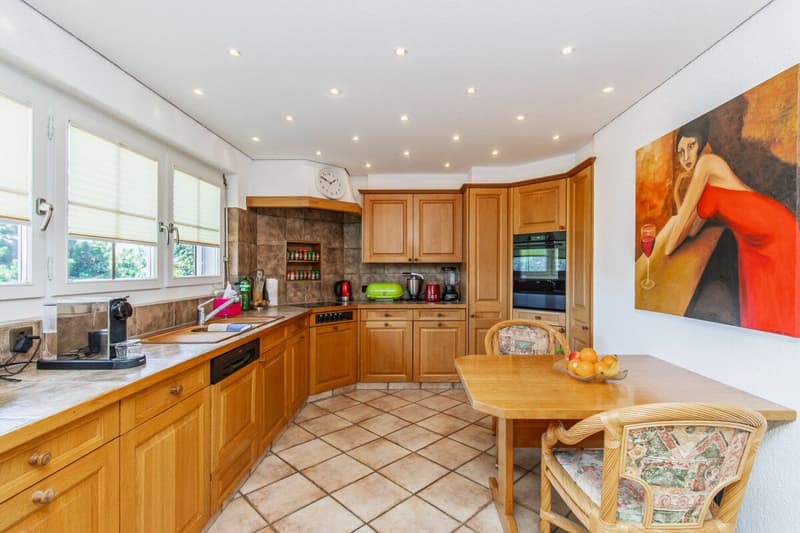 7.5-room country house villa in a prime location with a great view (10)