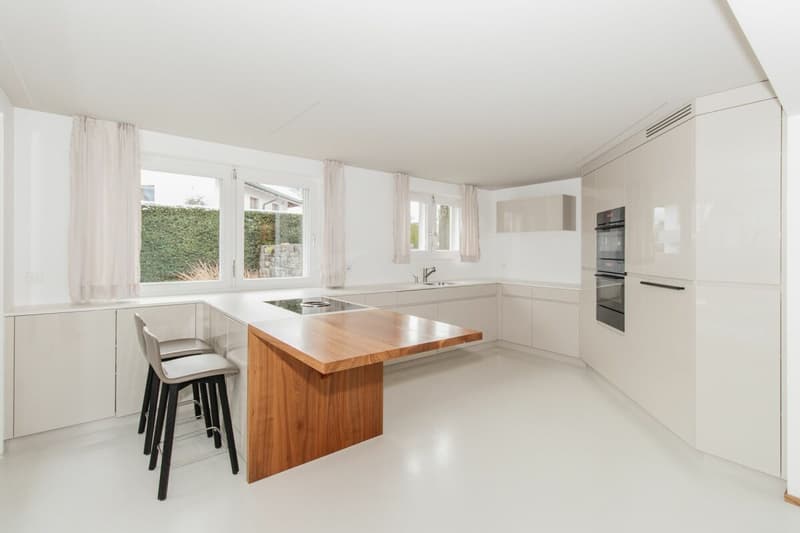 Large 6.5-room DEFH in a preferred residential area - modernized and immediately available (7)