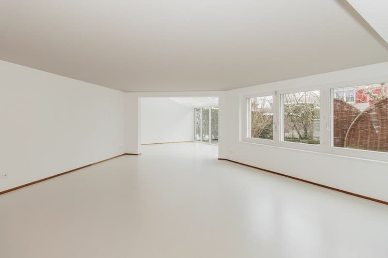 Large 6.5-room DEFH in a preferred residential area - modernized and immediately available (6)