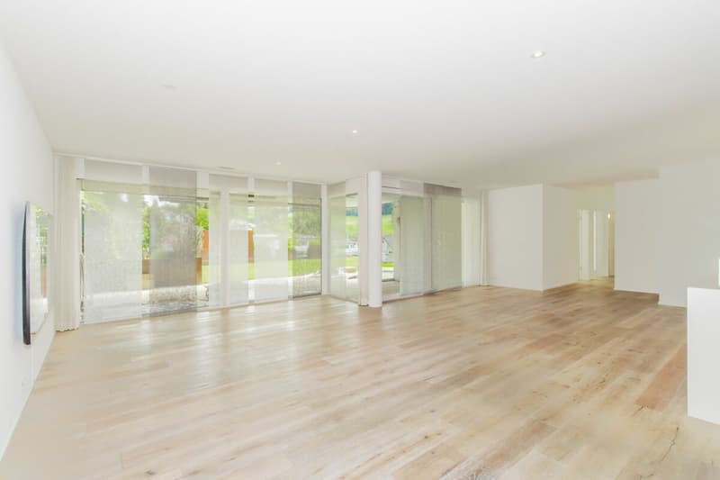 Premium garden apartment with huge outdoor area and panoramic view (12)