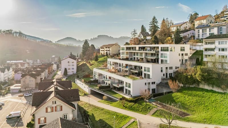 Premium garden apartment with huge outdoor area and panoramic view (2)