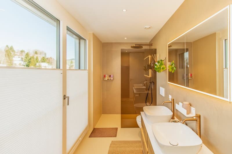 Das Beste aus Stadt und Natur - Stilvolles 5.5-Zimmer-Townhouse mit Dachterrasse (11)