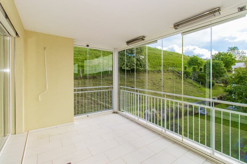5.5-room attic apartment with a far-reaching view to Lake Constance (12)