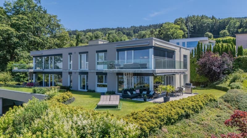 A loge spot above Lake Constance - Elegant garden apartment with panoramic view (14)