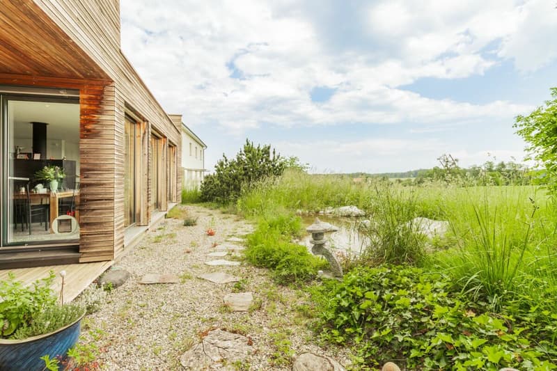 Maison d'architecte caractérisée de 4,5 pièces - Architecture moderne en bois avec vue imprenable (9)