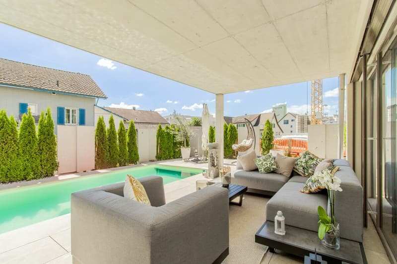 Maison unifamiliale de luxe avec construction de haute qualité et piscine extérieure (5)