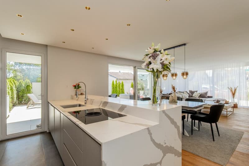 Maison unifamiliale de luxe avec construction de haute qualité et piscine extérieure (7)
