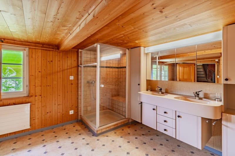 Spacious 6.5-room single-family house with versatile space offer (9)