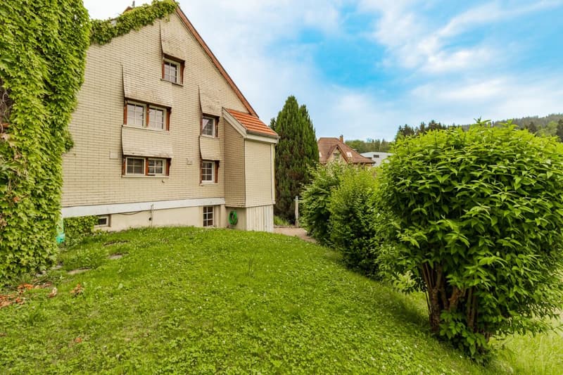 Spacious 6.5-room single-family house with versatile space offer (13)