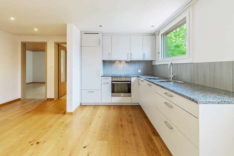 Helle 3.5-Zimmer-Dachwohnung mit offenem Wohnbereich (3)