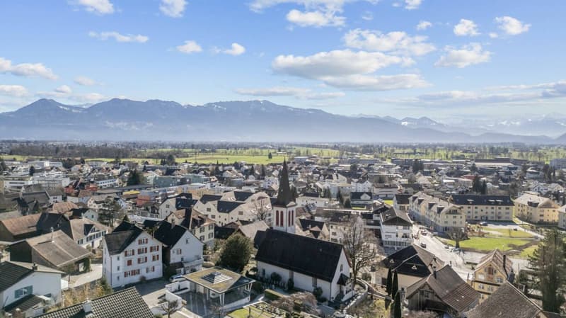Casa unifamiliare moderna con panorama alpino (12)