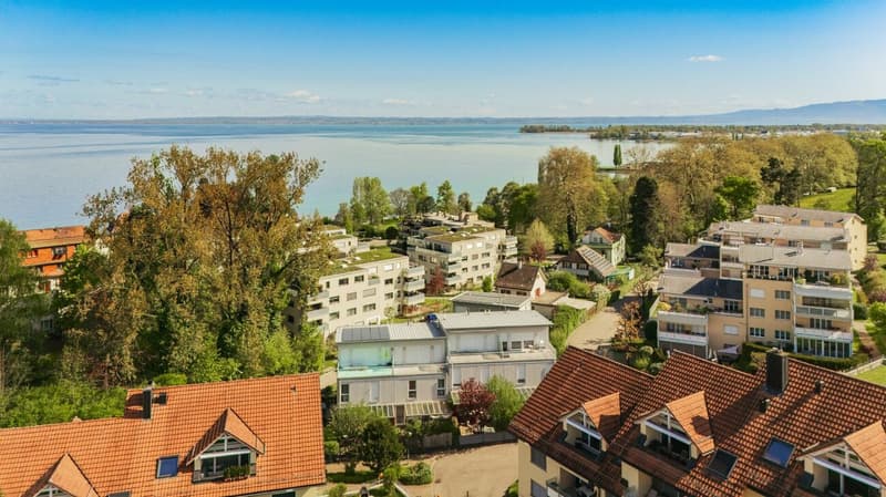 Grosszügiges 5.5-Zimmer-Reiheneinfamilienhaus in Seenähe (14)