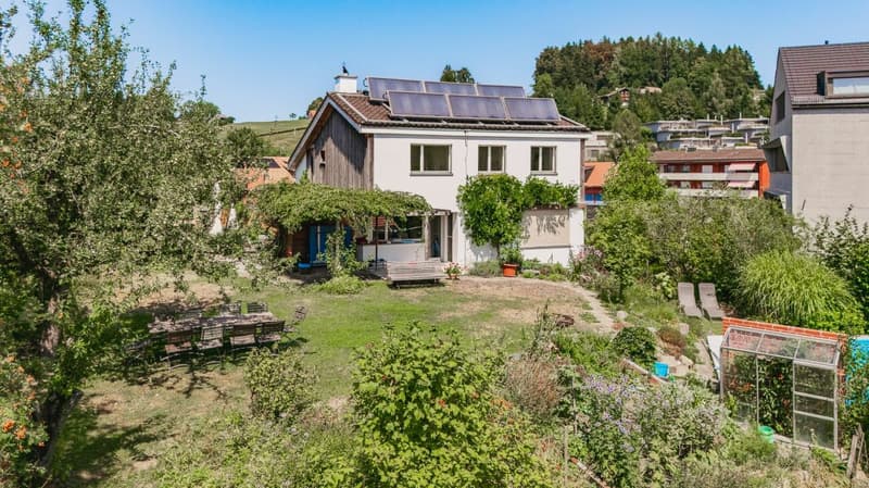 Freistehendes 8-Zimmer-Einfamilienhaus mit unverbaubarer Alpsteinsicht (3)