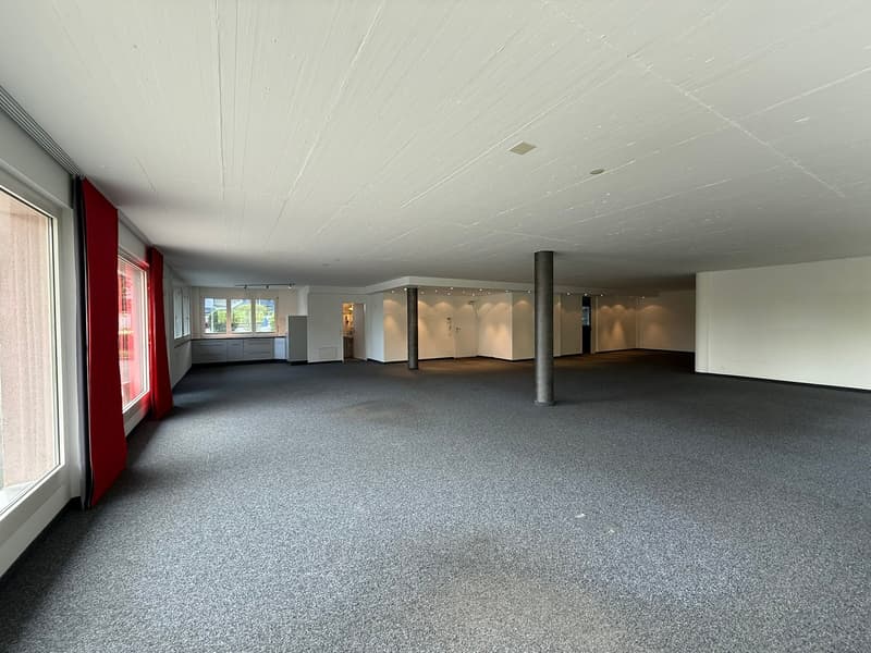 Flexible Gewerbefläche (ca. 300 m²) mit Büro- und Lageranteil in Wollerau (4)