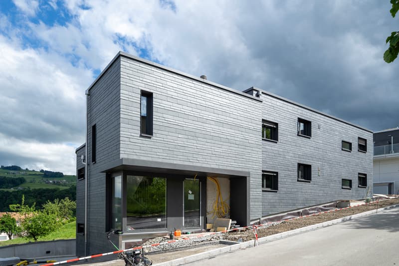 Eingang Felsenstrasse 67