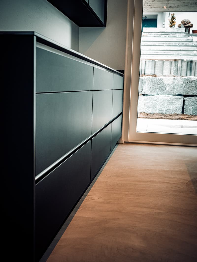 Exklusives 5.5-Zimmer-Einfamilienhaus mit hochwertigem Eigentumsstandard und grosszügigem Garten (3)