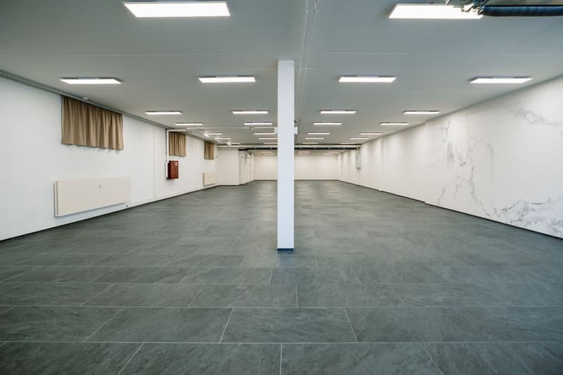 Showroom in prime location in the canton of Zug (2)