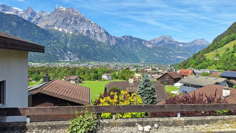 Casa unifamiliare con vista da sogno e dintorni (6)