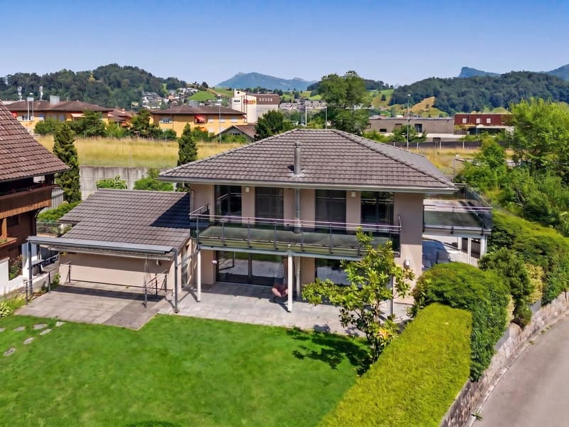 Exclusive single-family house dream near the lake (1)
