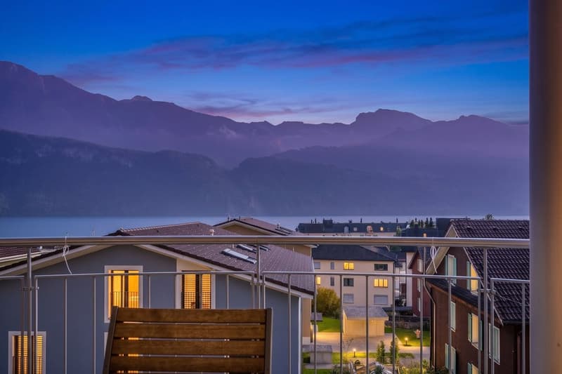 Charming multi-family house with two residential units and a commercial space (5)