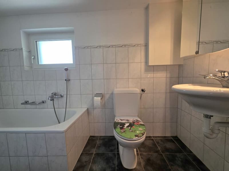 Badezimmer im EG (Südseite)
