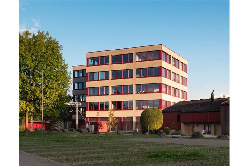 33 - 128 m2 Büro- und Gewerbeflächen 2. OG (1)