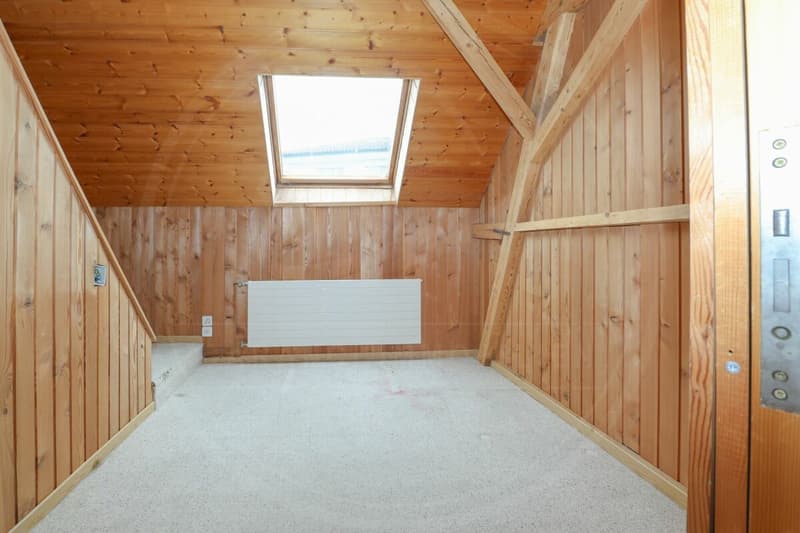VENDU - Maison unifamiliale avec grand grenier à Schafisheim - objet idéal pour investisseurs et artisans (9)